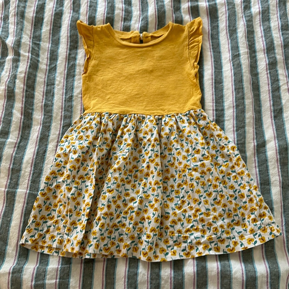 Carter’s dress | 3T | Yellow Floral 💛🤍💛